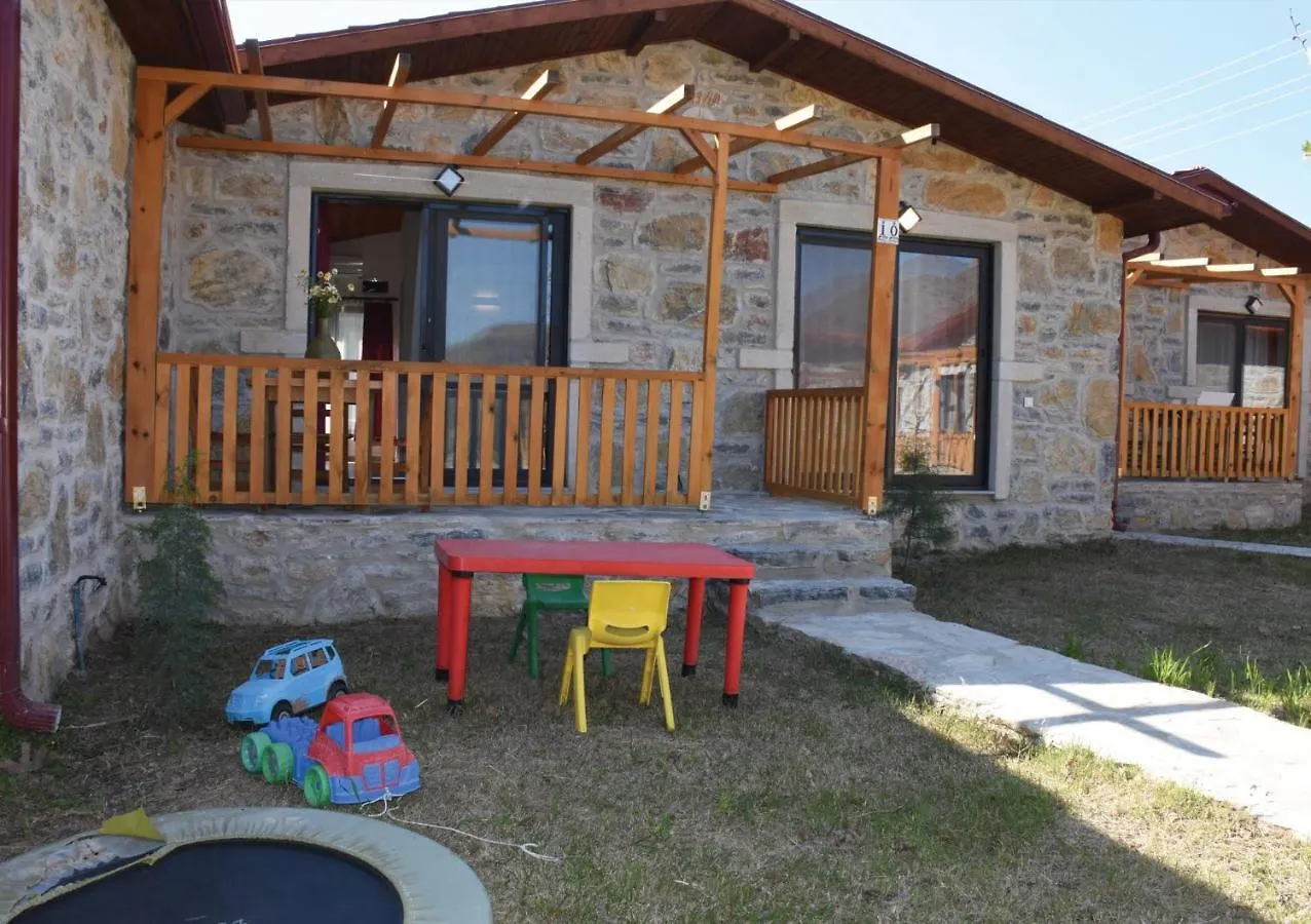 Begonvillage Tatil Evleri Datça 0*,
