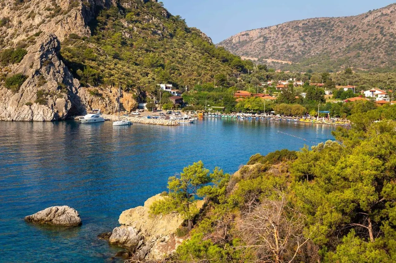 Begonvillage Tatil Evleri Datça